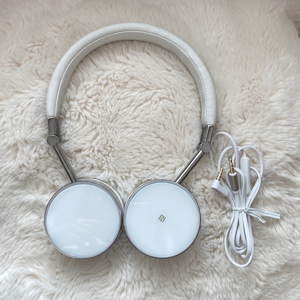 Cleer BT Wireless Headphones